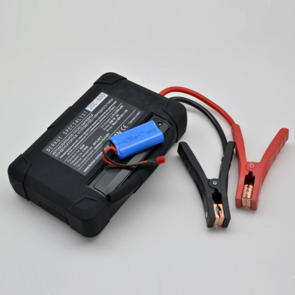 Пуско-зарядное устройство BERKUT JSC-600С (емкость: 2 200мAч, стартовый ток: 600A, пиковый ток: 1 100A)