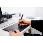 Графический планшет Wacom Intuos Pro Small (PTH-460)