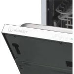 Посудомоечная машина Indesit DIS 1C29