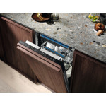 Посудомоечная машина Electrolux KEMB3301L