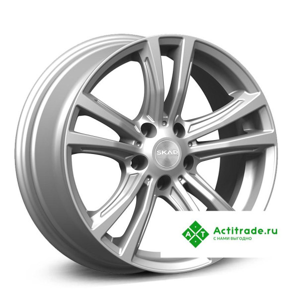 Скад Мюнхен R18/8J PCD 5x114,3 ET 30 ЦО 60,1 насыщенный серебристый