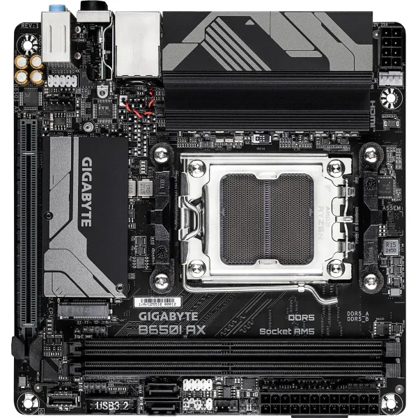 Материнская плата Gigabyte B650I AX (x)