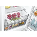Холодильник полновстраиваемый Samsung BRB80F30BES0EO (No Frost, 2-камерный, объем 298:224/74л, 54x193.5x55см)