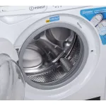 Стиральная машина Indesit IWSC 5105(фронтальная средняя, класс стирки/отжима/э.потребления: A/C/A , макс: 5кг, 1000 об/мин, защита: частичная, 59.5x85x41.4см, белый)