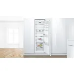 Холодильник полновстраиваемый Bosch KIR81AFE0 (E, 1-камерный, объем :334,95л, 55.8x177.2x54.5см)