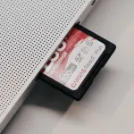 Карта памяти SDHC 32Гб Kingston (Class 10, 300Мб/с, UHS-II U3, адаптер на SD)