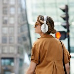 Гарнитура Sennheiser Momentum 3 Wireless (беспроводные мониторные оголовье закрытые, шумоподавление, 2м, 700мА*ч, 60ч, Bluetooth 5.2)