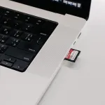 Карта памяти SDHC 32Гб Kingston (Class 10, 300Мб/с, UHS-II U3, адаптер на SD)