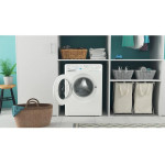 Стиральная машина Indesit BWSB 61051 WWV(класс: A, средняя 59.5x85x42.5см, фронтальная, макс:6кг, 1000об/мин, белый)